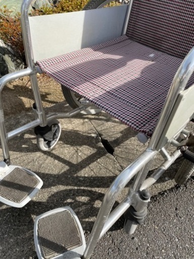 決まりました 良品 車椅子 折り畳み 中古