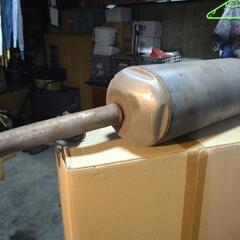 プリウス用マフラーです。の画像