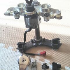 SR400 純正キーセットジャンク　週末お値下げ中