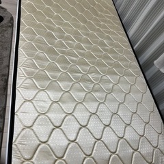シングルベッド