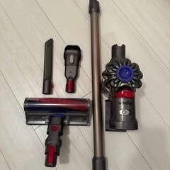 dyson V6