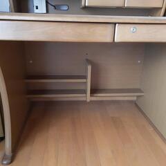 コイズミ学習机の画像