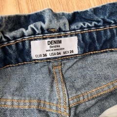 3/25まで　ミニスカートの画像