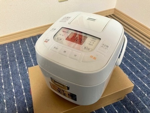 アイリスオーヤマ　炊飯器　2021年製　３合炊き