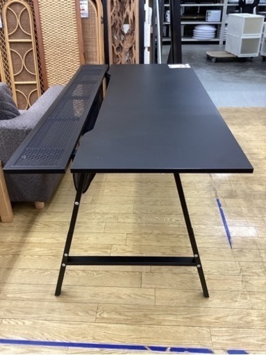 KL-40【新入荷　リサイクル品】IKEA ウーテスペラレ　ゲーミングデスク　黒