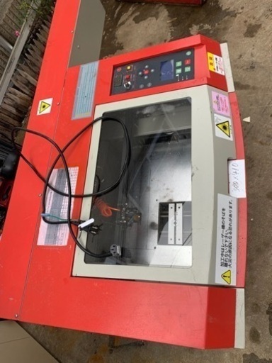 レーザー彫刻機