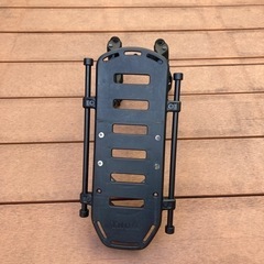 THULE   キャリア　前後に取り付け可能です❗️の画像
