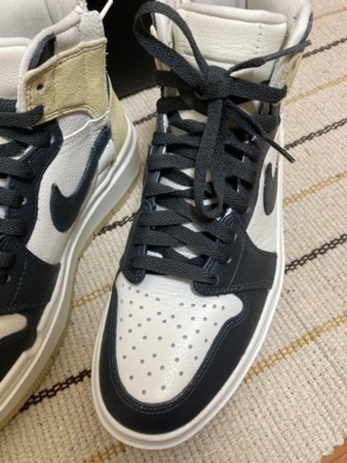 昨日購入しました　WMNS AIR JORDAN 1 ELEVATE HIGH