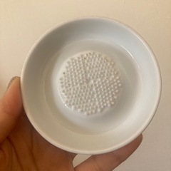 あげます。おろし器 薬味 セラミック すべり止め 付き 特殊配列 