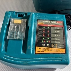 マキタ　ディスクグラインダー　14.4v  ※バッテリー無しの画像
