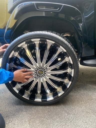 24インチ　6穴　タイヤホイールセット　バリ山