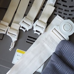 コンビ ネムリラ オートスウィング 自動 ハイローチェアの画像