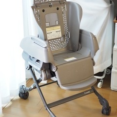 コンビ ネムリラ オートスウィング 自動 ハイローチェアの画像