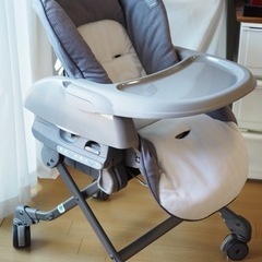 コンビ ネムリラ オートスウィング 自動 ハイローチェアの画像