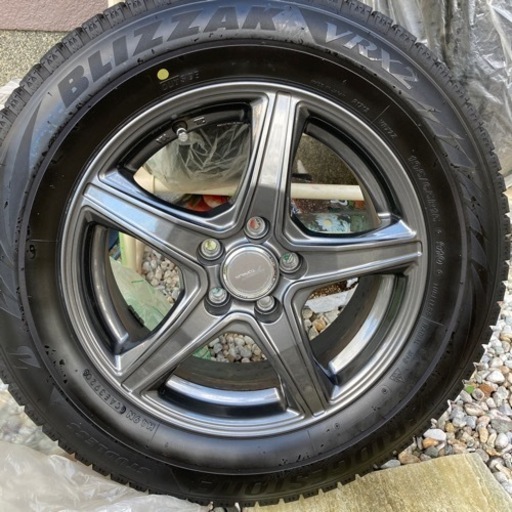 スタッドレスタイヤ　ブリザック195/65R1591QTLD0