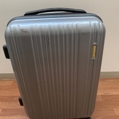 BERMASキャリー　グレー　傷等あり