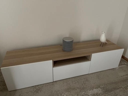 IKEA ベストー　BESTÅ