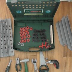 ボーネルンド　ボッシュ ミニワークセンター 本物そっくりの工具ス...