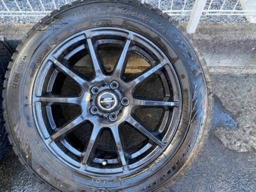 【取りに来ていただける方限定】TOYO TIRE スタッドレスタイヤ225/60R17 990