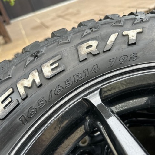 ブロックタイヤ　14インチ　MAXTREK  溝少なめ
