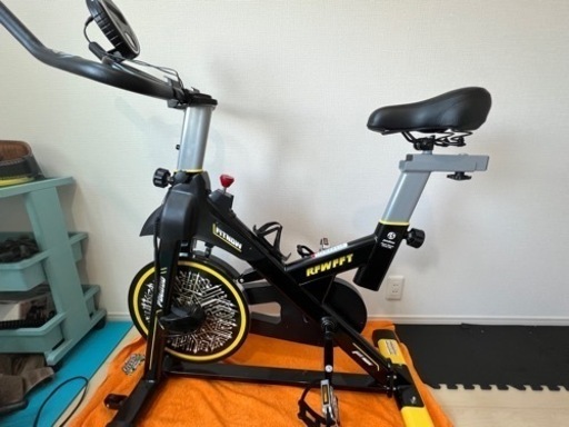 エアロバイク　フィットネス