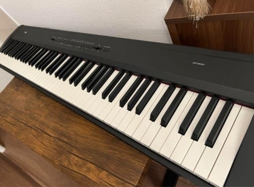 KORG 電子ピアノSP-200