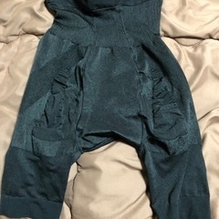 加圧インナー 上下 上は2枚サイズL の画像