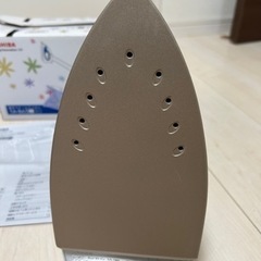 スチームアイロン　TOSHIBA TA-B65の画像