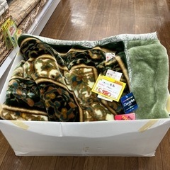 未使用品　西川の毛布　【12-143】