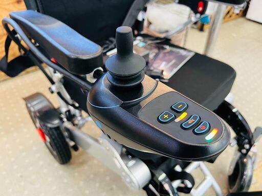 (商談中　1/5森)　電動車椅子｜2023年製｜美品