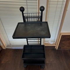 決まりました【中古品】店舗で利用　収納ワゴン