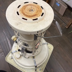 アラジンストーブの画像
