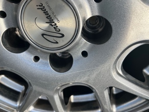 2020 スタッドレスタイヤ　ホイール 四本セット　195/65R 15 タイヤチェーン付き