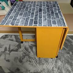 ダイニングテーブル　折りたたみ　椅子収納の画像