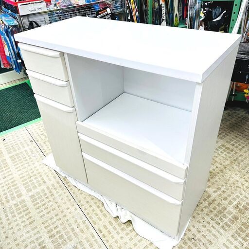 3/23【家具・家電複数購入で割引可】家具 キッチンボード 食器棚 2019年製 収納