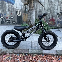 【4057】ランニングバイク　12インチ　3,300円（税込）