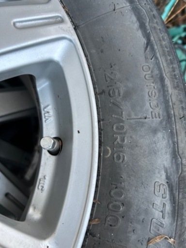 215/70R/16 スタッドレス　4本セット