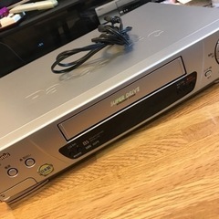 パナソニック製VHSビデオデッキ