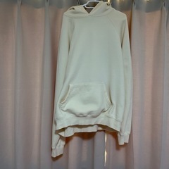 ESSENTIALSパーカーの画像