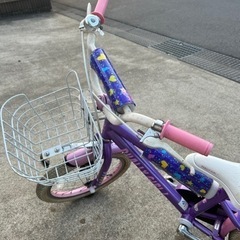 話し合い中　子ども用自転車の画像