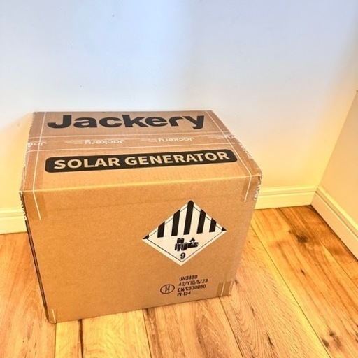 Jackery ポータブル電源　708