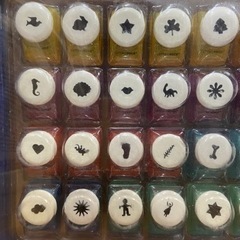 パンチ40個セット　40paper punch set 青ケースの画像