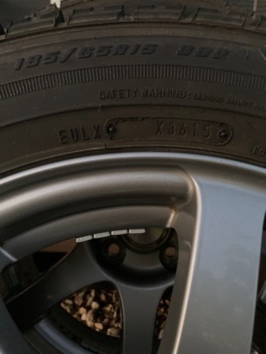 値下げ‼️アルミホイール付スタッドレスタイヤ4本セット185/65R15 バリ山❗️ 美品❗️