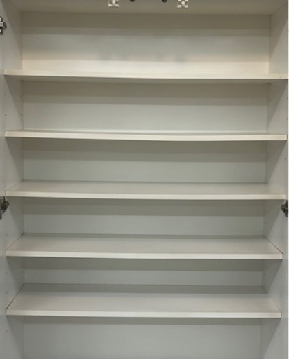 【BY REUSE霧島国分新町店 出張買取•見積完全無料¥0】食器棚