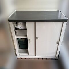 【取引中】グリーンライフ 物置 収納庫 屋外　高さ92cmの画像