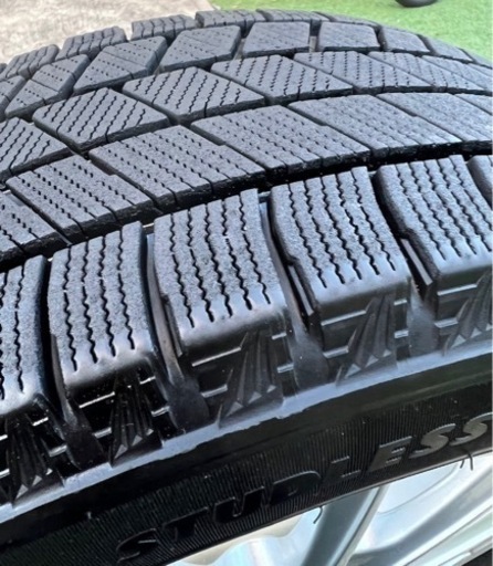 値下げしました。2021年12月25日購入BLIZZAK VRX3 195/65R15 91Q