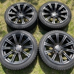 ほぼ新品　225/45/18 スタッドレスタイヤ(ダンロップ)