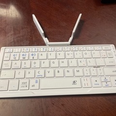 スマートフォン用　小型無線キーボード