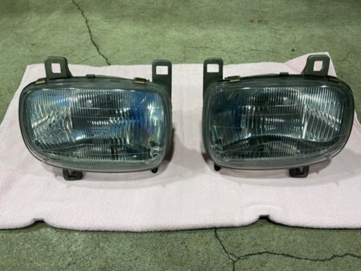 希少!RX-7（FD3S）ヘッドライト