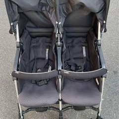 コンビCombiベビーカー双子用ツインスピン ブラック